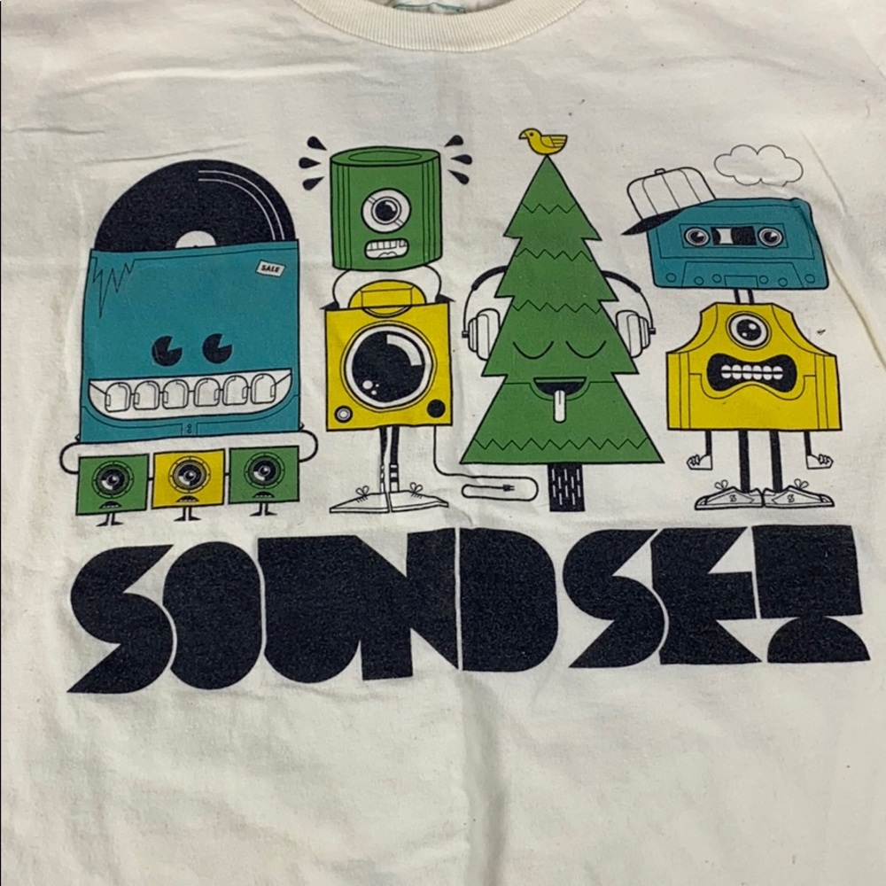 2011 Soundset T-Shirt Autographed S